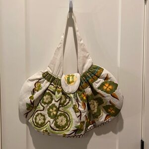 Moyna Ladies Embroidered Tote Handbag. Never Used. White w/green.